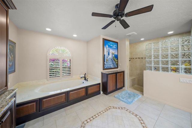 8838 WILD DUNES DRIVE, Sarasota, FL 34241