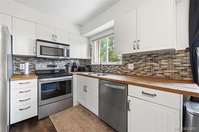2662 S Mobile Way, Aurora, CO 80013