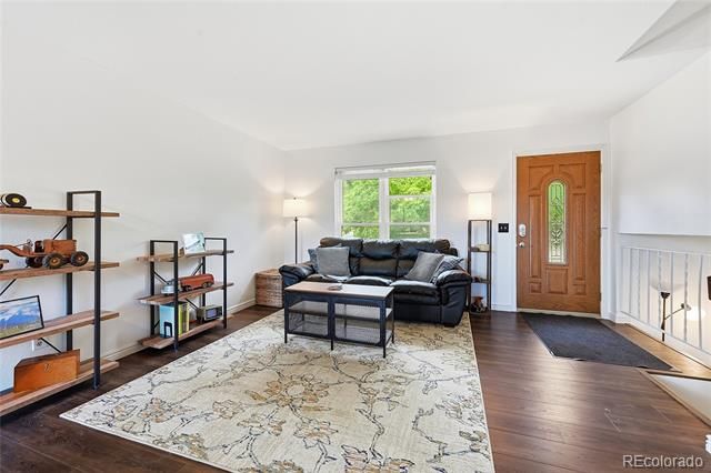 2662 S Mobile Way, Aurora, CO 80013