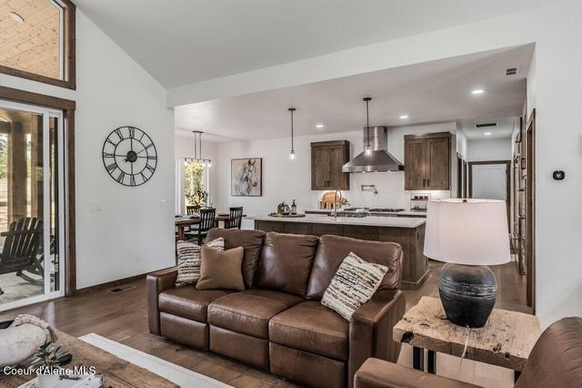 1262 W Findley Ln, Deer Park, WA 99006