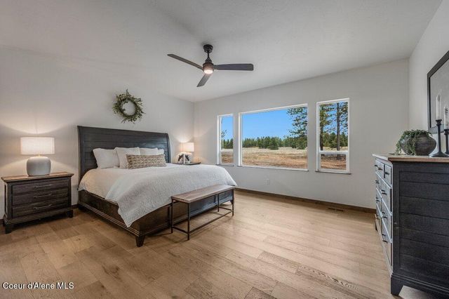 1262 W Findley Ln, Deer Park, WA 99006