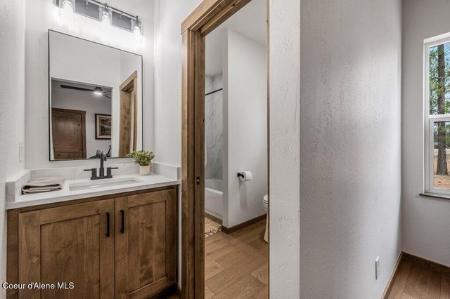 1262 W Findley Ln, Deer Park, WA 99006