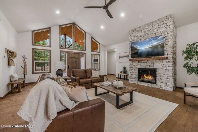 1262 W Findley Ln, Deer Park, WA 99006