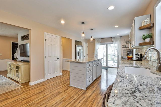 22 Iroquois Drive, Loveland, OH 45140