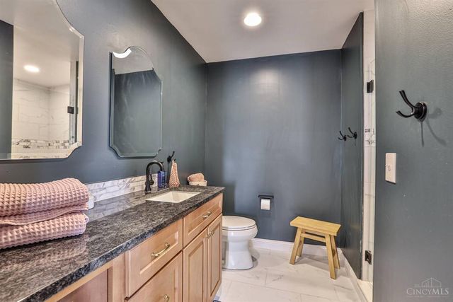 22 Iroquois Drive, Loveland, OH 45140