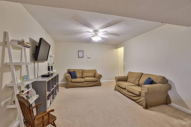 22 Iroquois Drive, Loveland, OH 45140