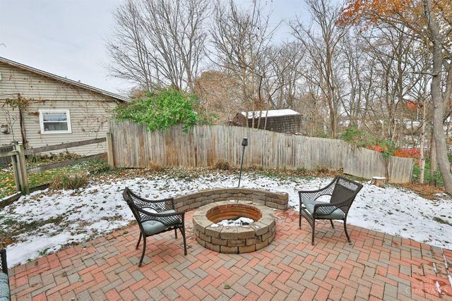 22 Iroquois Drive, Loveland, OH 45140