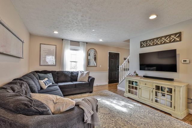 22 Iroquois Drive, Loveland, OH 45140