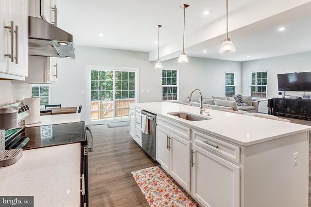 300 MCKITTRICK DR, Stafford, VA 22554