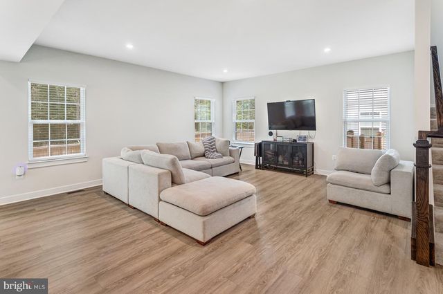 300 MCKITTRICK DR, Stafford, VA 22554