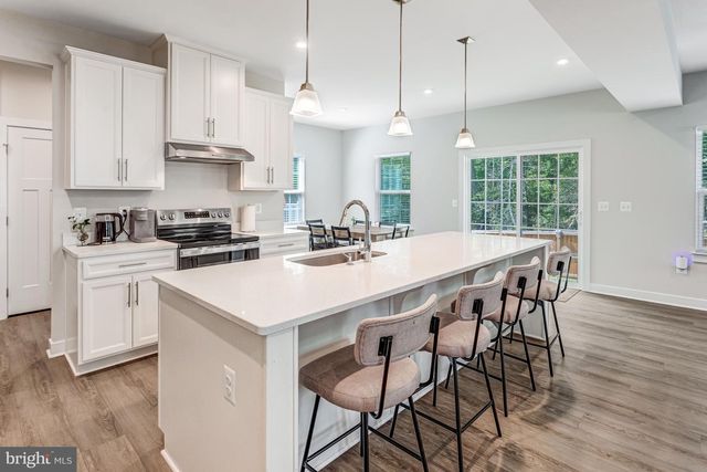 300 MCKITTRICK DR, Stafford, VA 22554