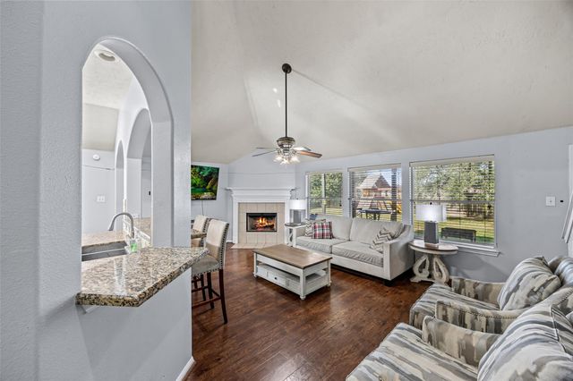 1479 Allison Street, Alvin, TX 77511