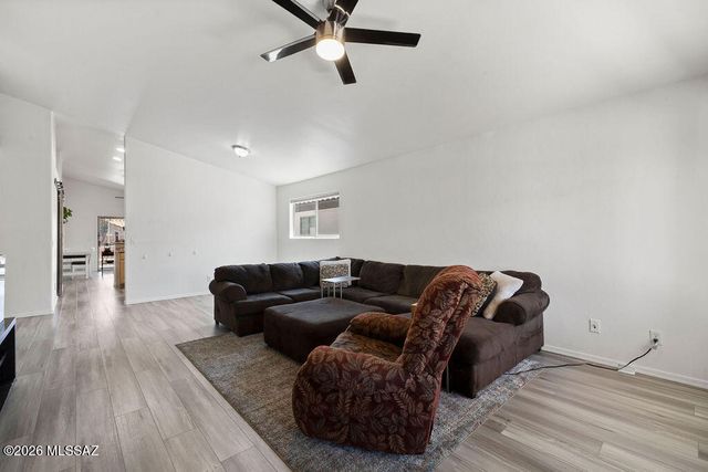 10451 E Oakbrook Street, Tucson, AZ 85747