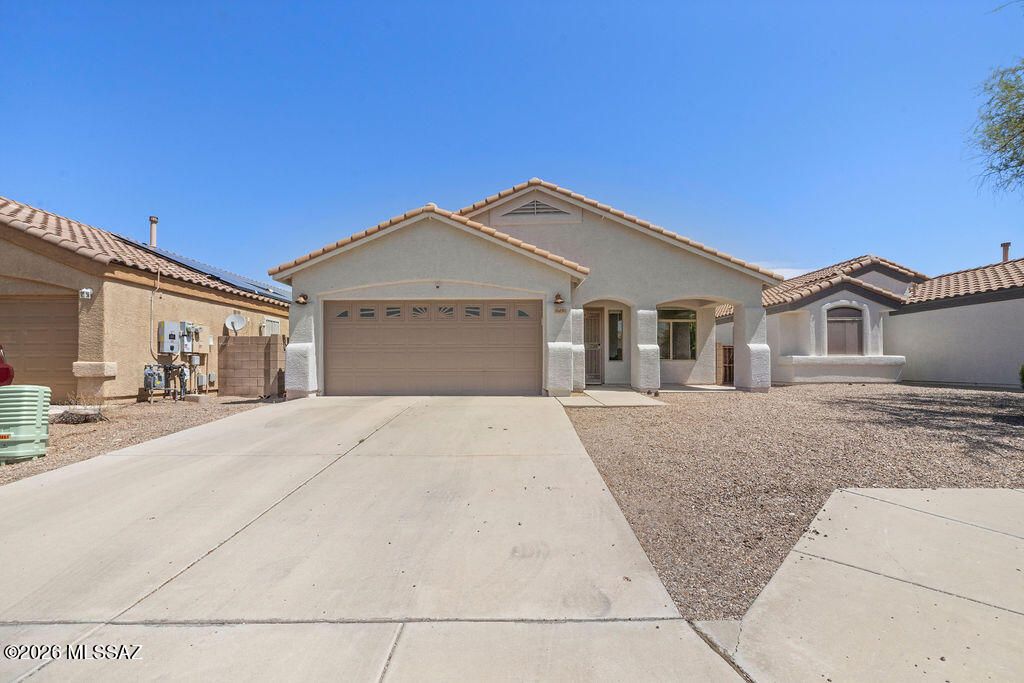 10451 E Oakbrook Street, Tucson, AZ 85747
