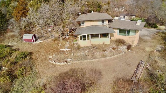 700 Ehlers Road, Manhattan, KS 66502