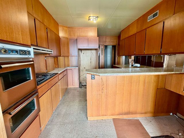 700 Ehlers Road, Manhattan, KS 66502