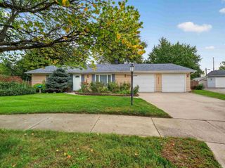 2215 Bryant Court, Fort Wayne, IN 46819