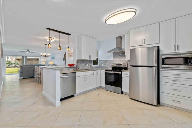 5260 GULF OF MEXICO DRIVE 401, Longboat Key, FL 34228