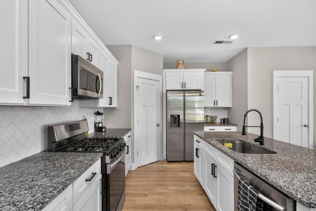 1525 White Tip Ln, Antioch, TN 37013