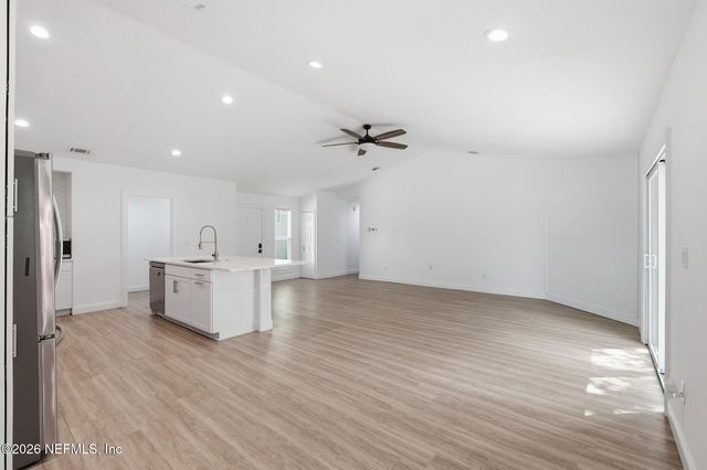 5182 BEIGE Street, Jacksonville, FL 32258
