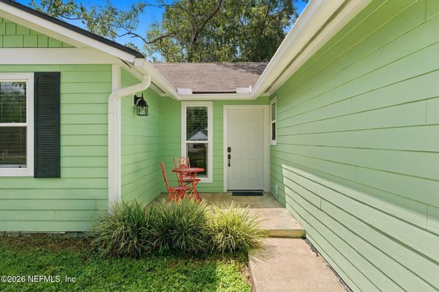 5182 BEIGE Street, Jacksonville, FL 32258