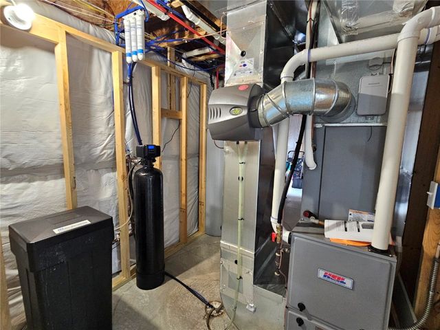 157 Bent Creek Drive, Marion, IA 52302