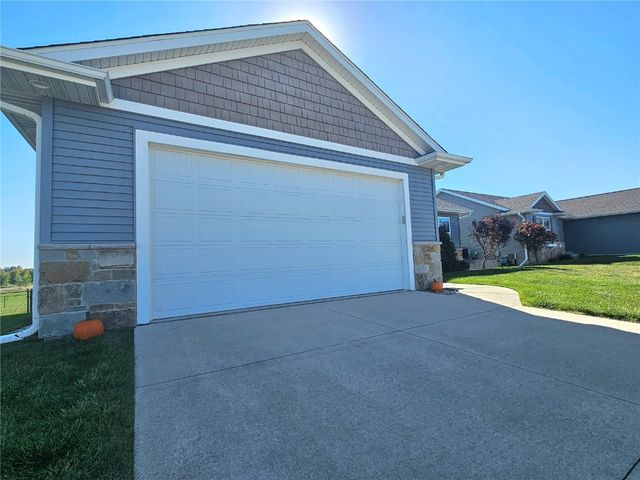 157 Bent Creek Drive, Marion, IA 52302
