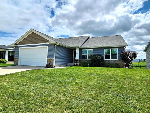 157 Bent Creek Drive, Marion, IA 52302