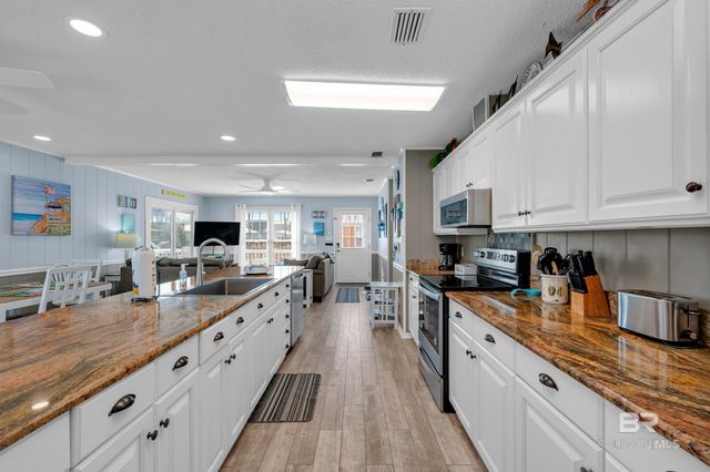 437 E Buchanan Court, Gulf Shores, AL 36542