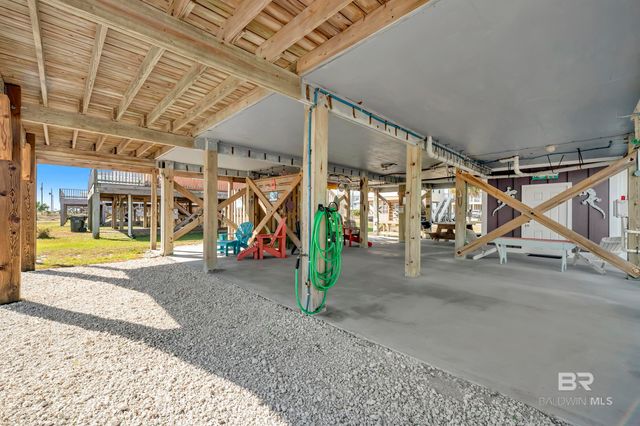 437 E Buchanan Court, Gulf Shores, AL 36542