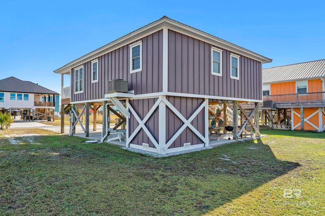 437 E Buchanan Court, Gulf Shores, AL 36542