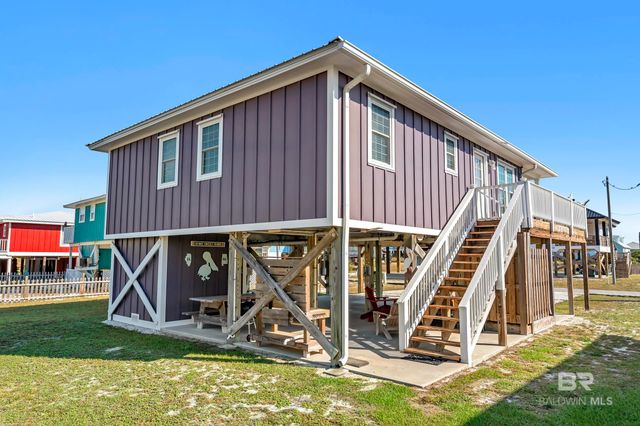 437 E Buchanan Court, Gulf Shores, AL 36542