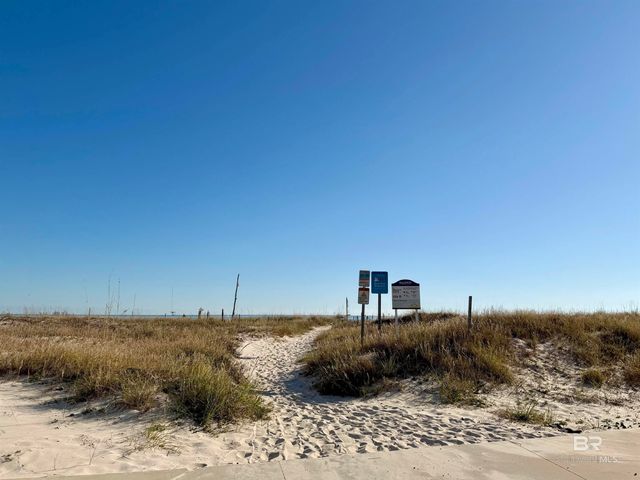 437 E Buchanan Court, Gulf Shores, AL 36542