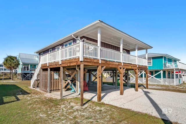 437 E Buchanan Court, Gulf Shores, AL 36542