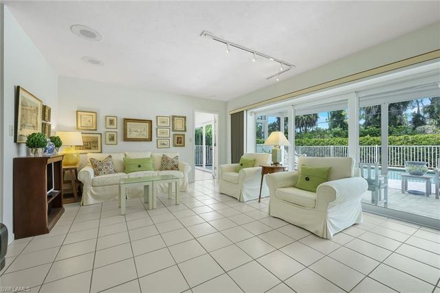 1839 Imperial Golf Co BLVD, Naples, FL 34110