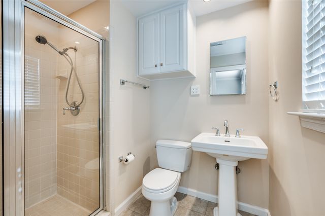 6113 Trail Lake Drive, Fort Worth, TX 76133