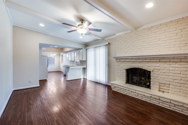 6113 Trail Lake Drive, Fort Worth, TX 76133