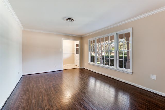 6113 Trail Lake Drive, Fort Worth, TX 76133