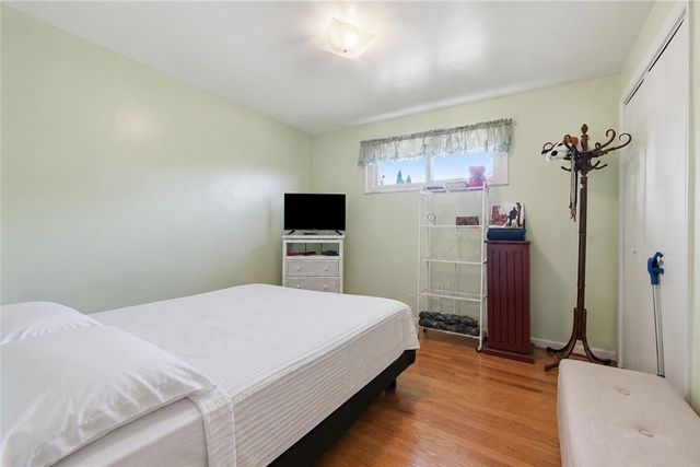 100 Burbank Dr, Hempfield Twp, PA 15642