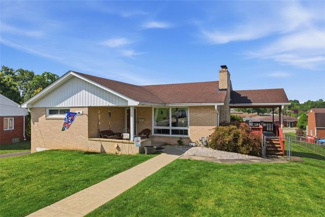 100 Burbank Dr, Hempfield Twp, PA 15642