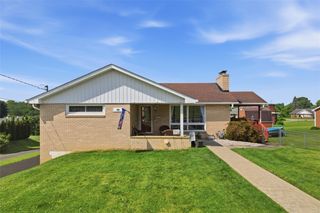 100 Burbank Dr, Hempfield Twp, PA 15642