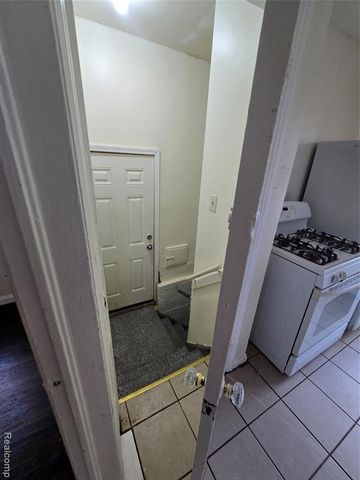 19035 Fielding Street, Detroit, MI 48219