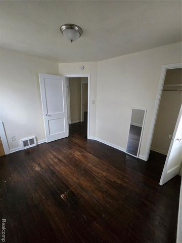 19035 Fielding Street, Detroit, MI 48219