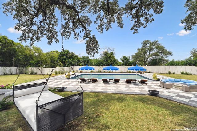 167 Country, San Antonio, TX 78209