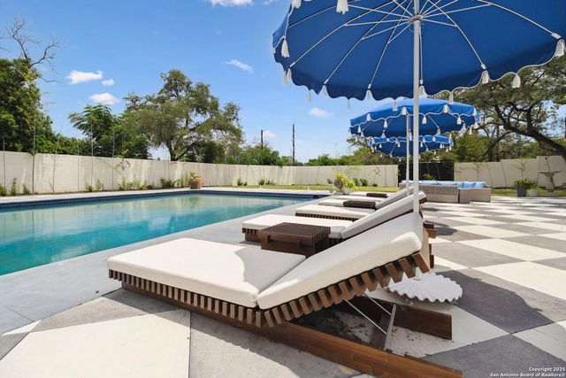 167 Country, San Antonio, TX 78209