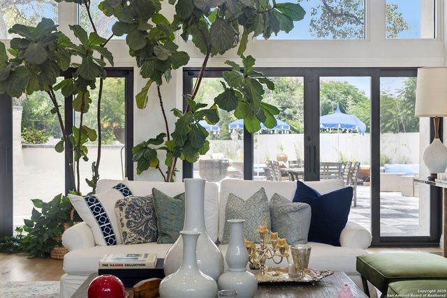 167 Country, San Antonio, TX 78209