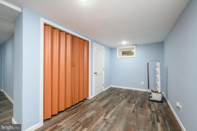 11 BROOK RD, Kendall Park, NJ 08824