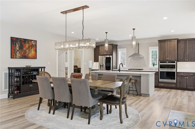 11532 Kings Pond Dr, Providence Forge, VA 23140