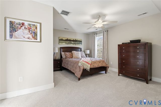 11532 Kings Pond Dr, Providence Forge, VA 23140