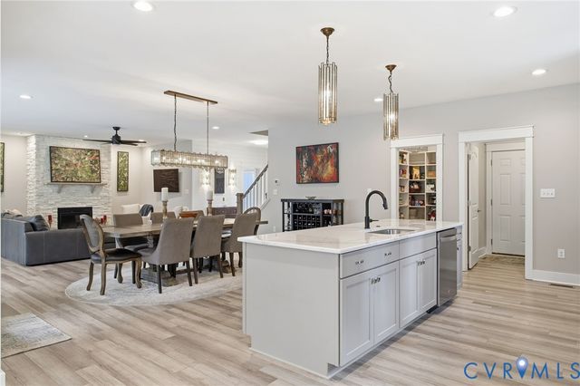 11532 Kings Pond Dr, Providence Forge, VA 23140